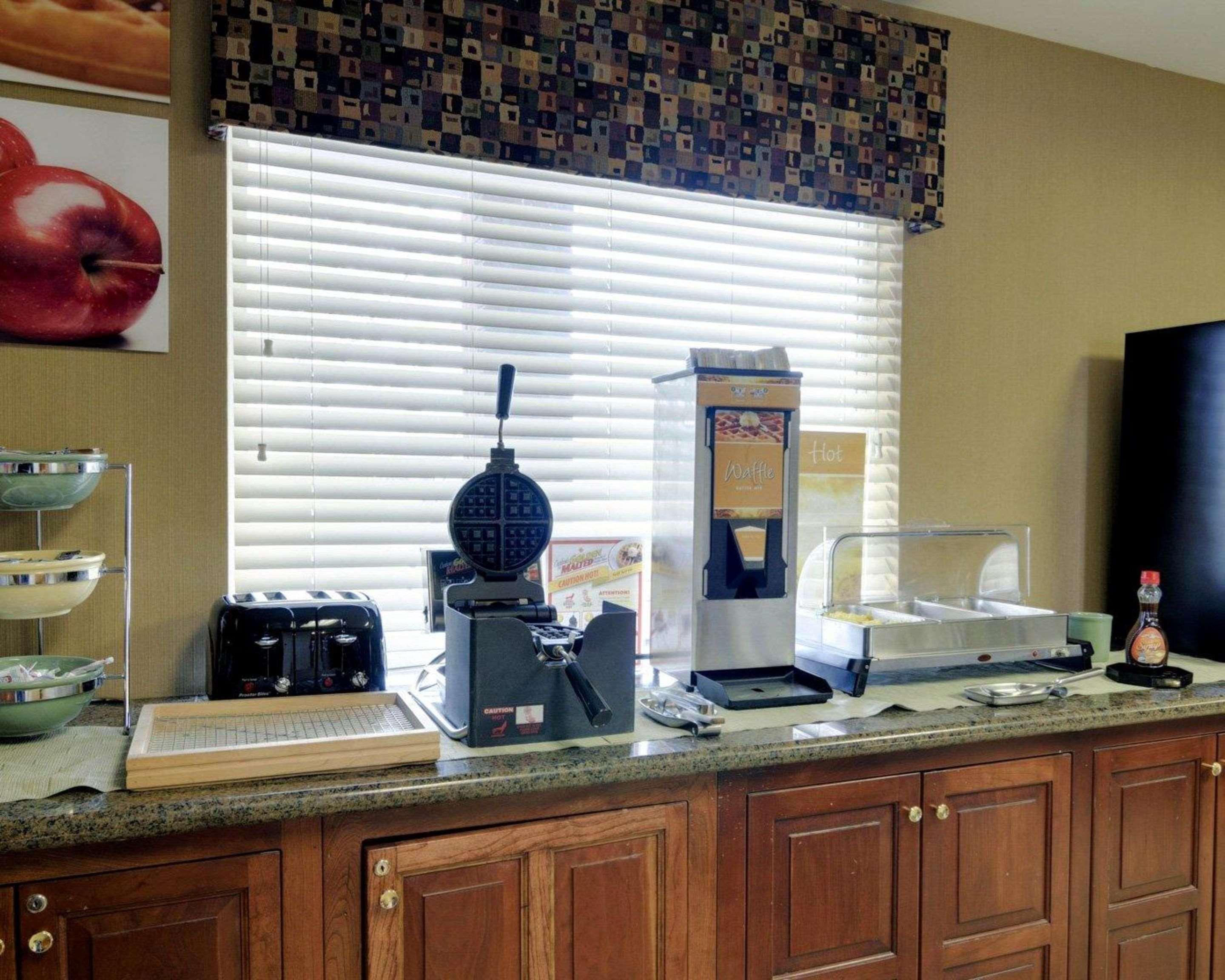Quality Inn Russellville I-40 Exterior foto